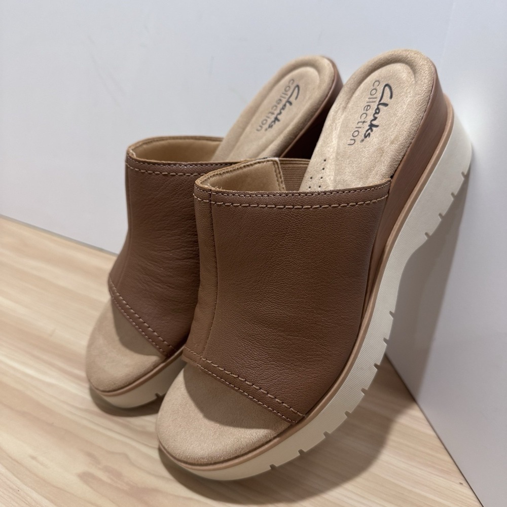 Clarks Diaz Slide Wedge Sandle Womens Size 8 NEW Tan Leather Clarks Collection